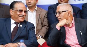 शेखर कोइरालाले खुमलटार पुगेर भेटे प्रचण्डलाई