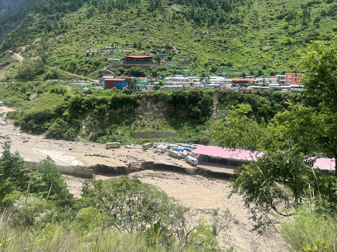 हिमताल फुटेर ल्हेन्दे खोलामा बाढी आएको आशंका
