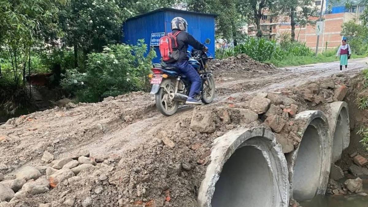 ह्युमपाइप राखेर अवरुद्ध नाला–भक्तपुर सडकखण्ड खुलाइयो