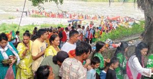 साउनको सोमबार देवघाटमा ३५ हजार भक्तजनको आगमन