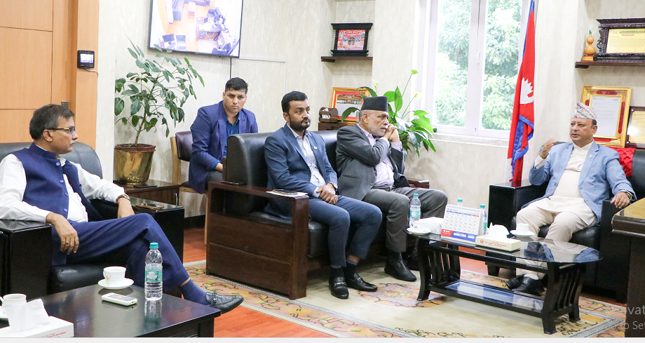 मधेस प्रदेशमा खानेपानी र सिँचाइको समस्या समाधान गर्न संघीयमन्त्रीहरु बीच छलफल