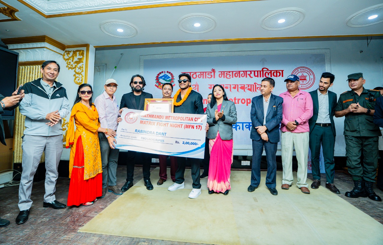 रवीन्द्र ढाटलाई २ लाख र खोखो विश्वकप उपविजेता टोलीलाई काठमाडौं महानगरबाट ११–११ लाखको सम्मान