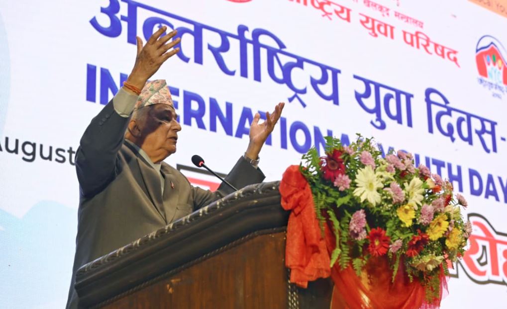 गणतन्त्रको जगमा उभिएर समृद्ध नेपाल बनाउने युगिन अभिभारा युवाहरूको काँधमा आइसकेको छ : राष्ट्रपति