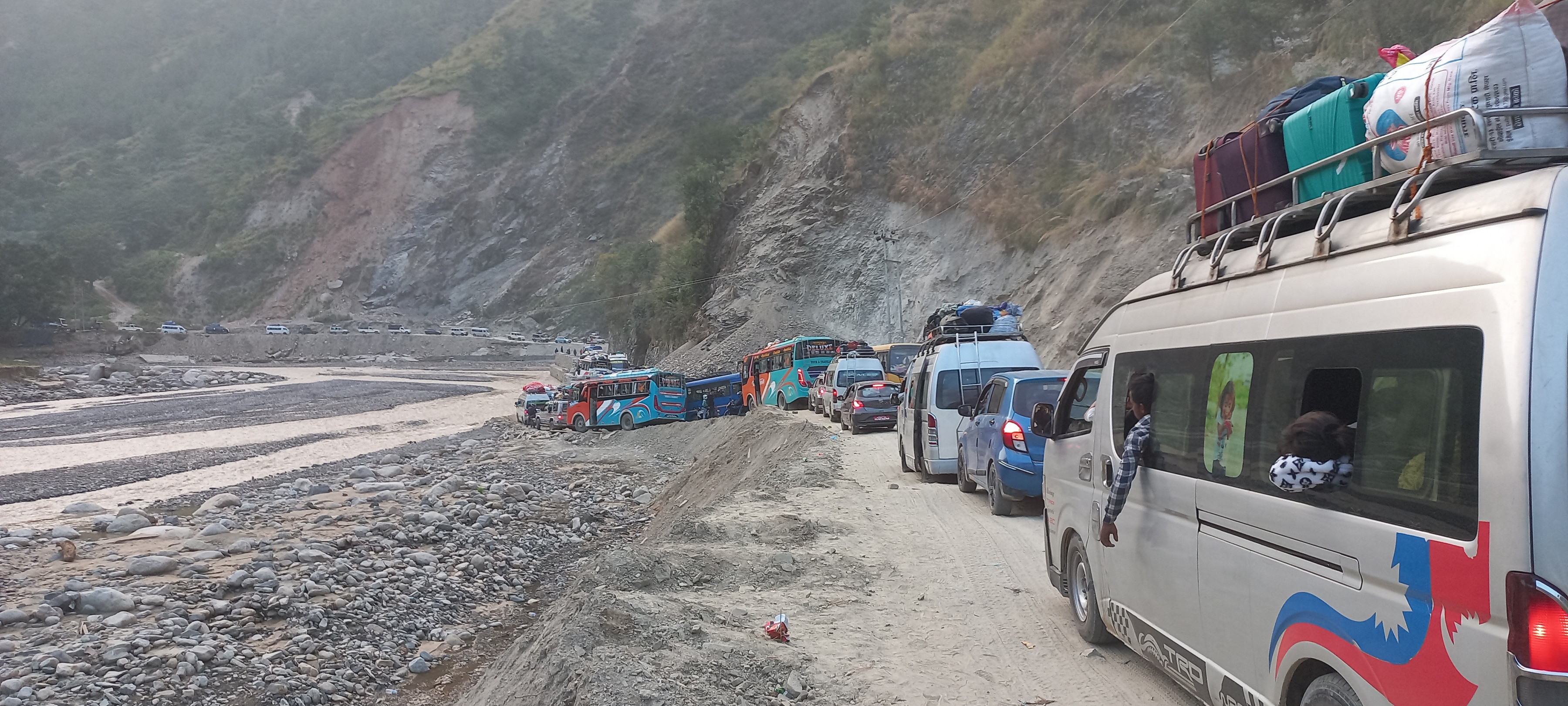 बीपी राजमार्गमा राति सवारीसाधन चलाउन रोक