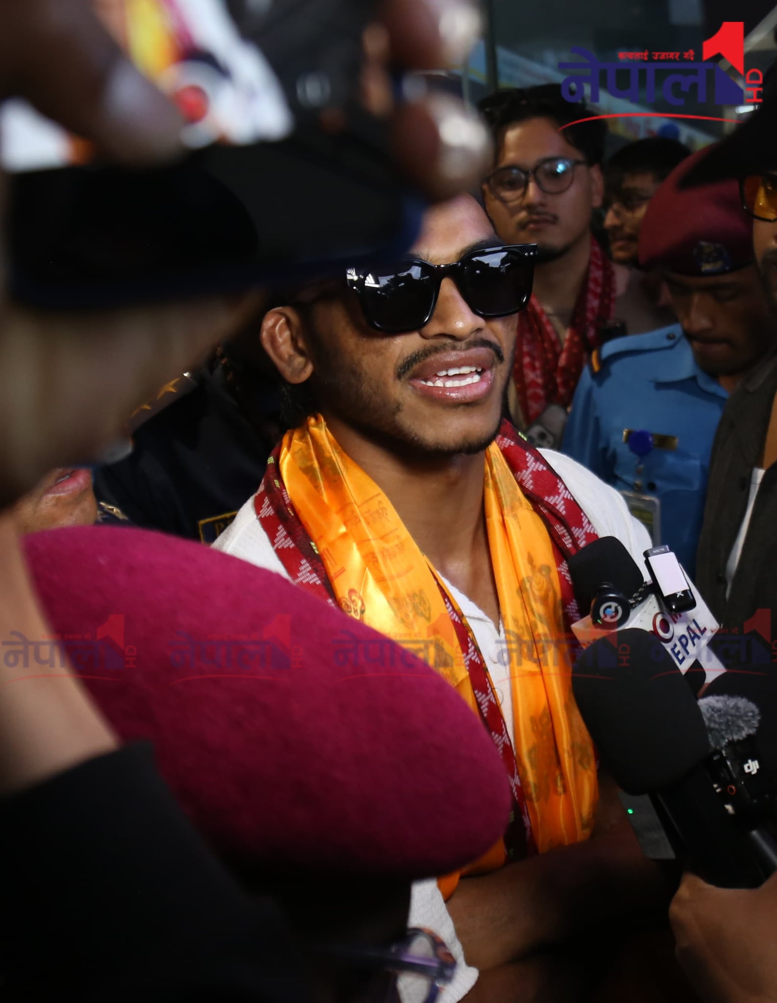 इतिहास रचेर नेपाल फर्किए बझाङका रवीन्द्र ढाट