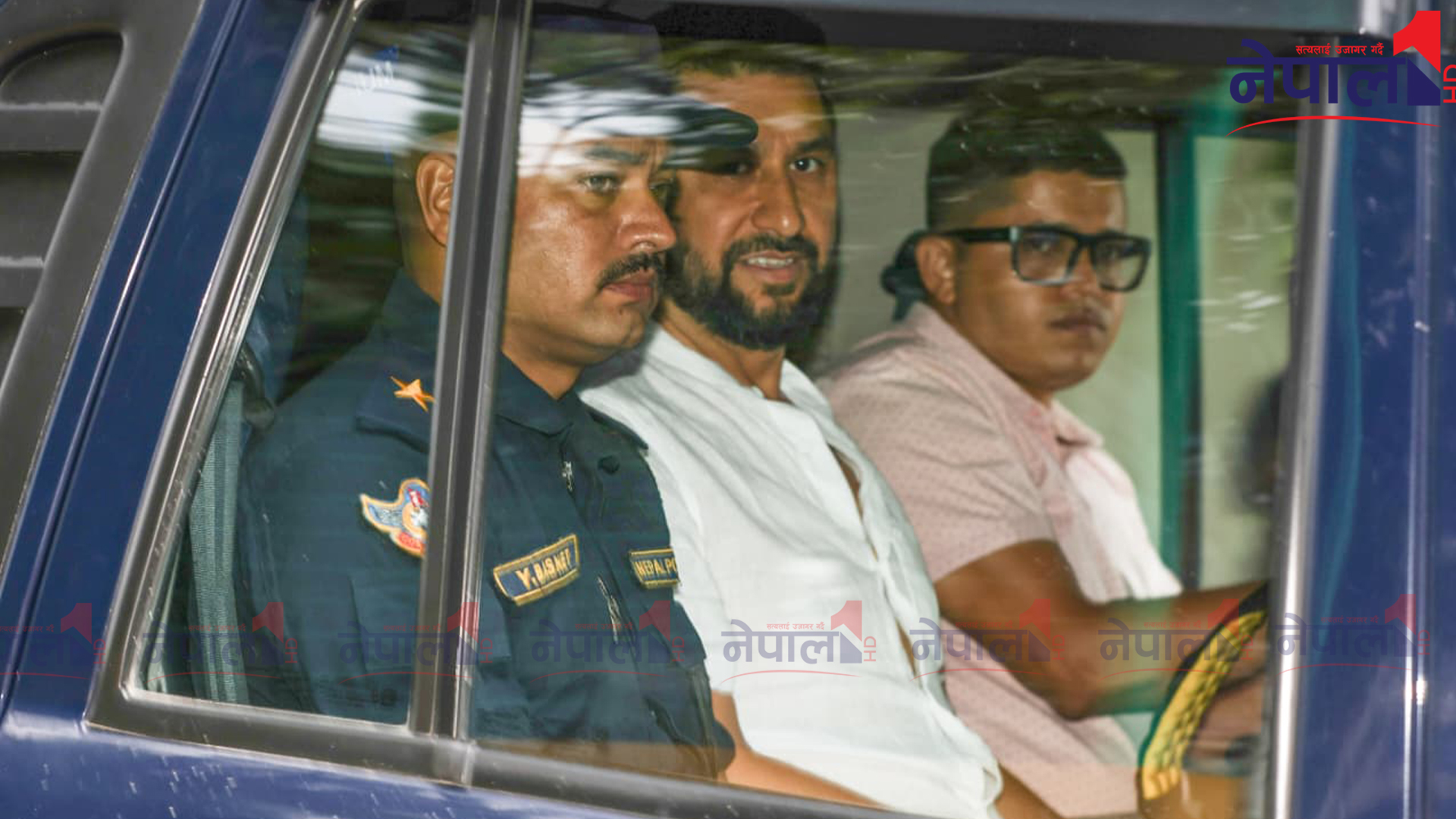 रवि लामिछानेलाई लुकाएर नेपाल आयल निगमको बाटोबाट लगियो कारागार (तस्बिरहरु)