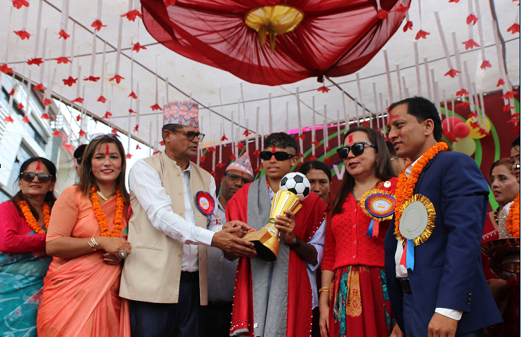 कप्तान सावित्रा भण्डारीलाई तनहुँमा नगद ५० हजारसहित सम्मान