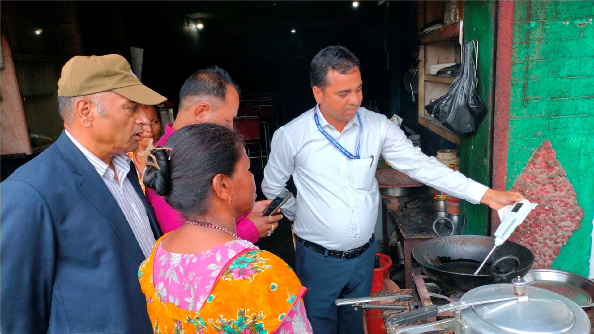 झलारीका होटल तथा रेष्टुरेन्टमा प्रयोग हुने चिल्लो पदार्थमा ‘ट्रान्सफ्याट’को मात्रा उच्च