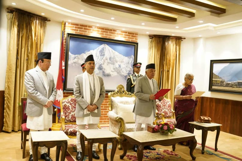 नवनियुक्त प्रधानमन्त्रीलाई राष्ट्रपतिले भने – धेरै धेरै बधाई छ, तपाईं सफल हुनुहोस्, देश सफल होस्
