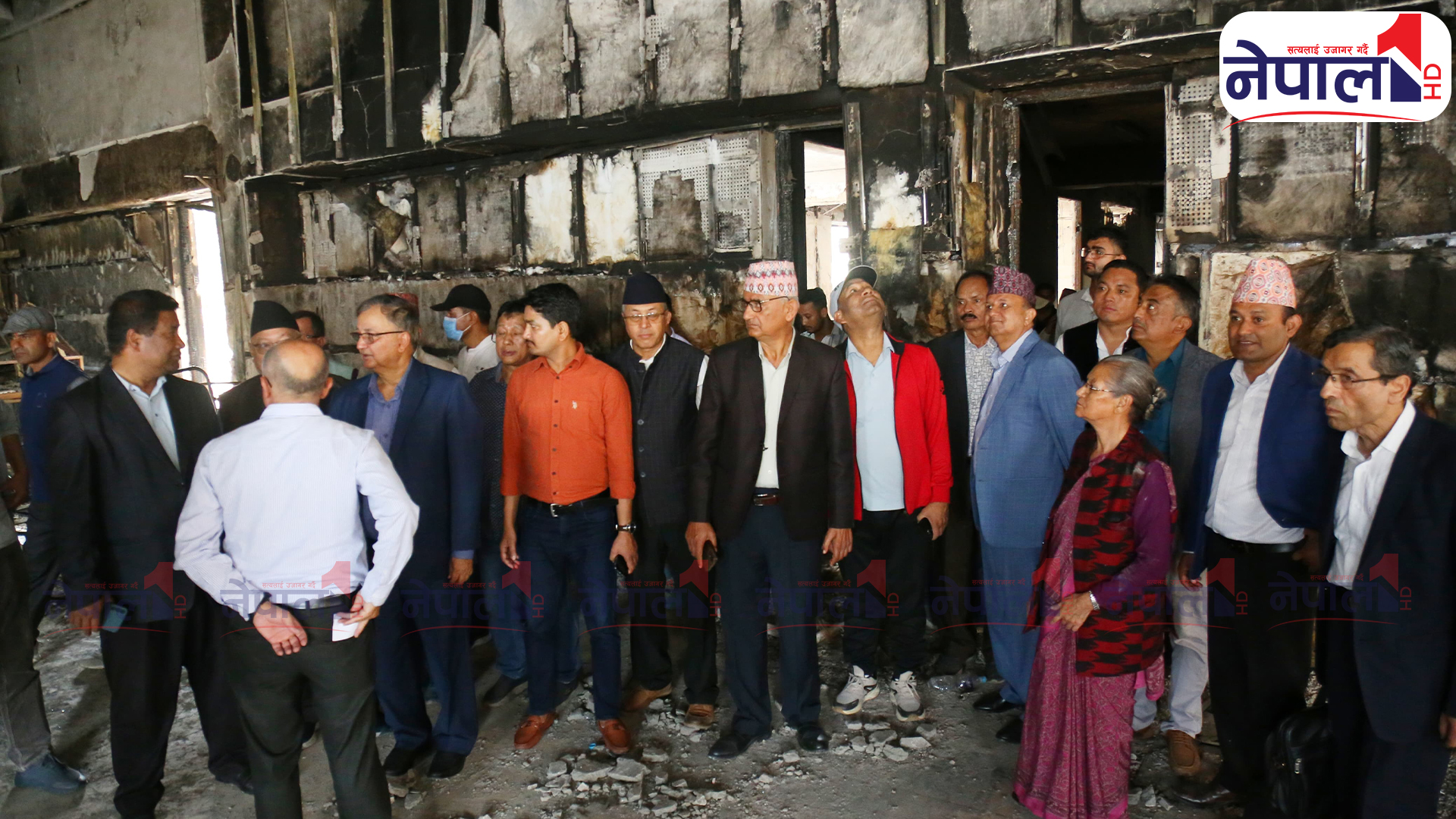 एमाले नेताहरूद्वारा कांग्रेस पार्टी कार्यालय अवलोकन (तस्बिरहरु)