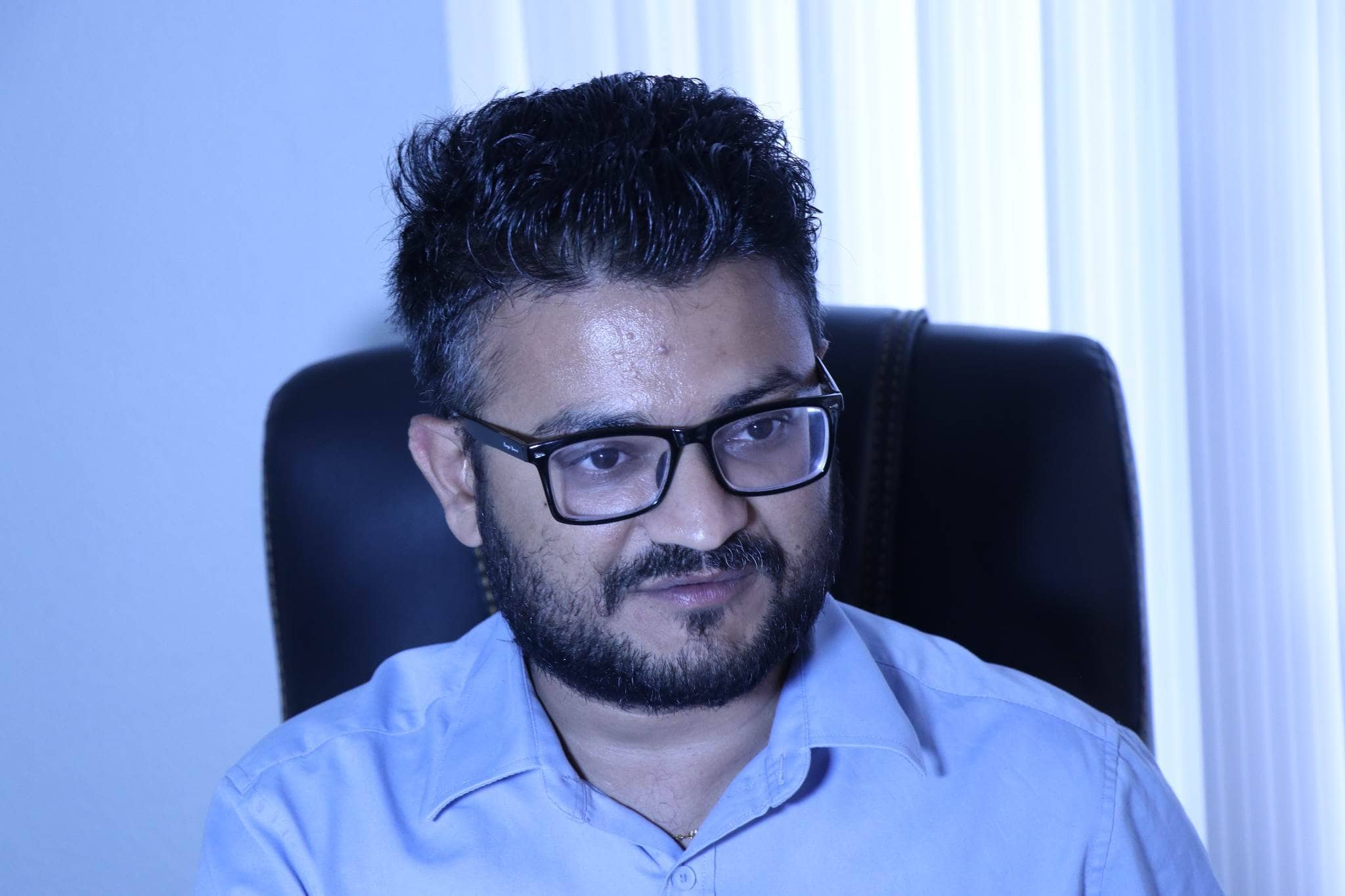 निर्वाचनबाट ‘भेंडा प्रतिनिधि’ छान्न बन्द गरौं : मुकुल ढकाल
