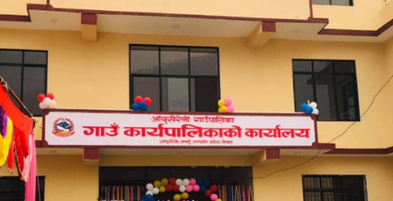 हाटबजार विस्तार गर्दै : आँबुखैरेनी गाउँपालिका