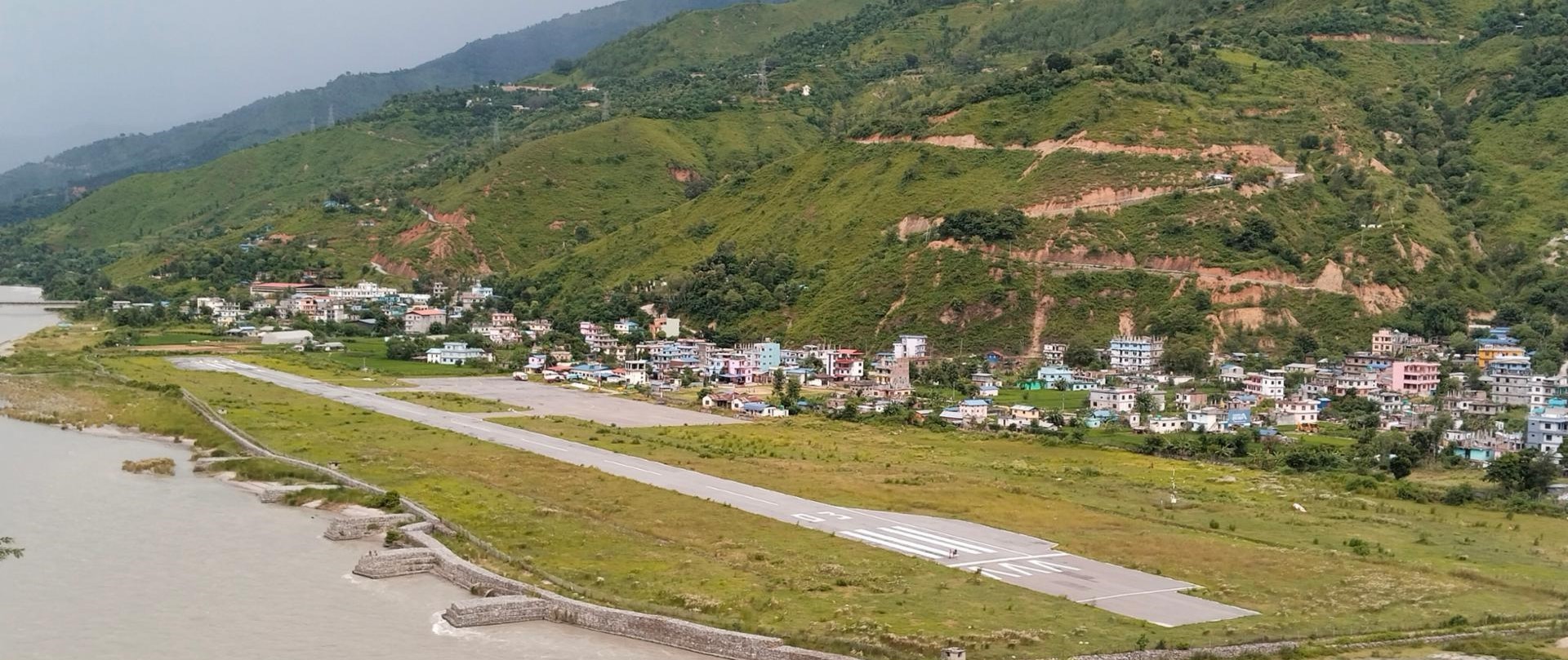 हुन छाड्यो नियमित उडान, सुनसान बन्यो रामेछाप विमानस्थल