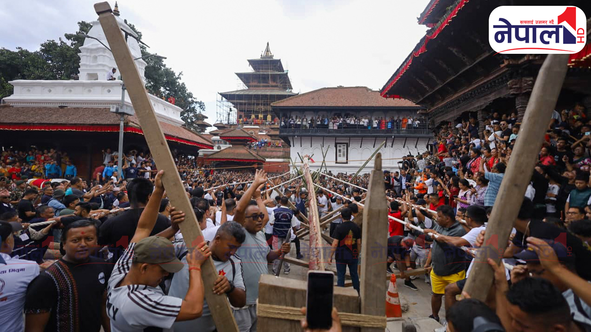 काठमाडौं उपत्यकामा इन्द्रजात्रा शुरू (तस्बिरहरू)