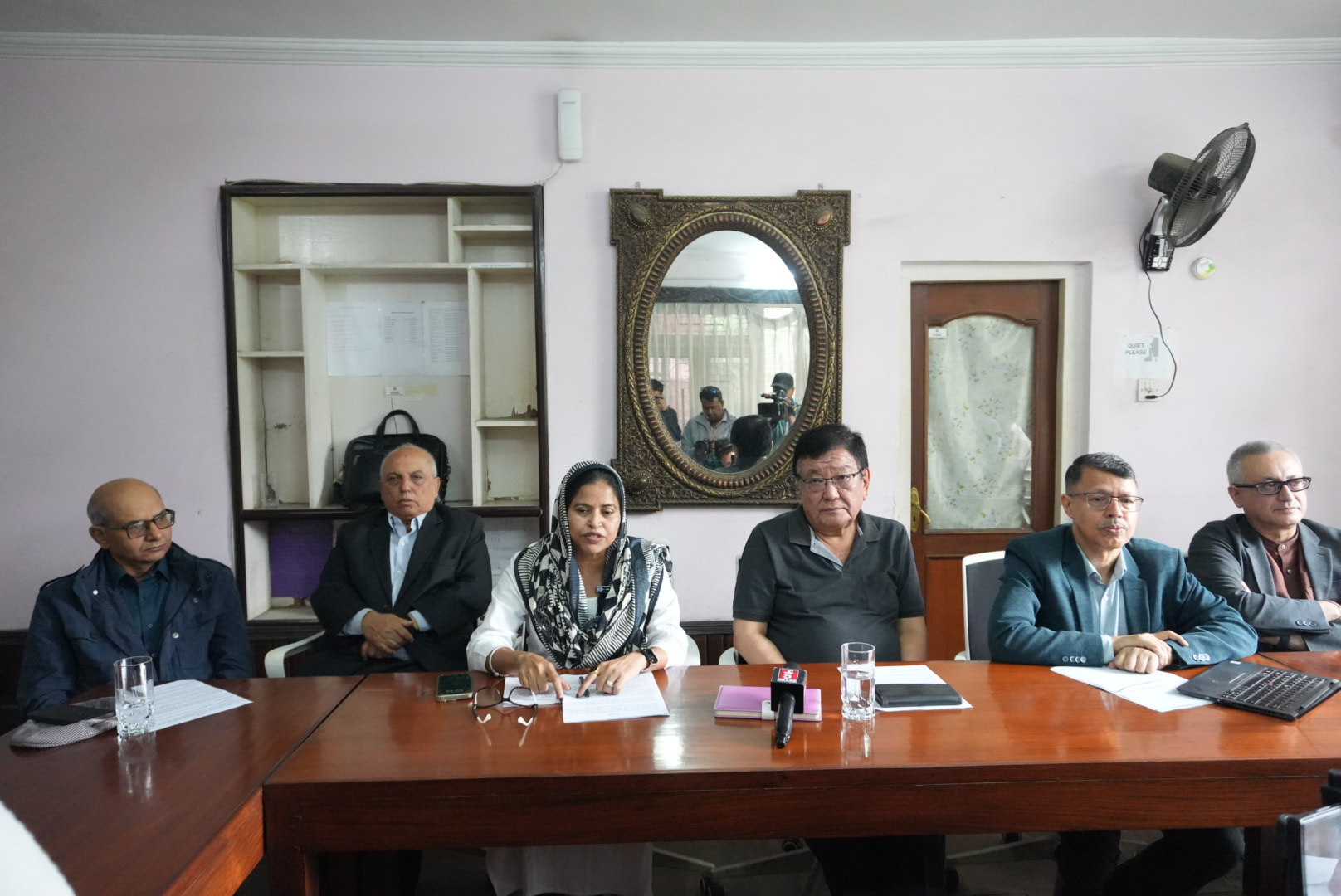 ‘हामी नेपाल’ संस्थासँग बारबरा फाउन्डेसनको अहिले सम्बन्ध छैन : डा. सन्दुक रुइत