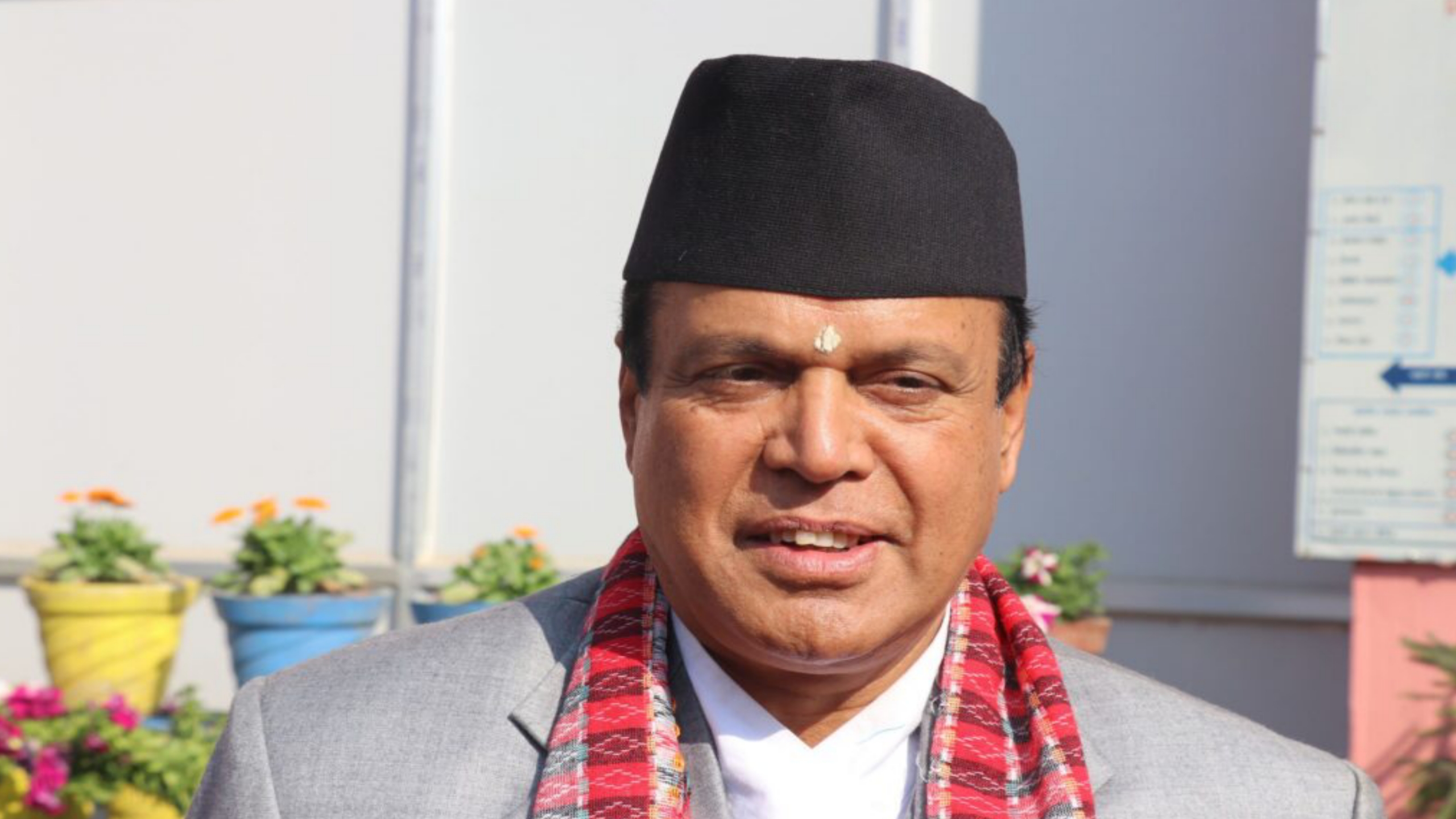 ‘राष्ट्र रोएको बेला पदमा बस्न अनुचित लागेको’ भन्दै बागमतीका सभामुखकाे राजीनामा