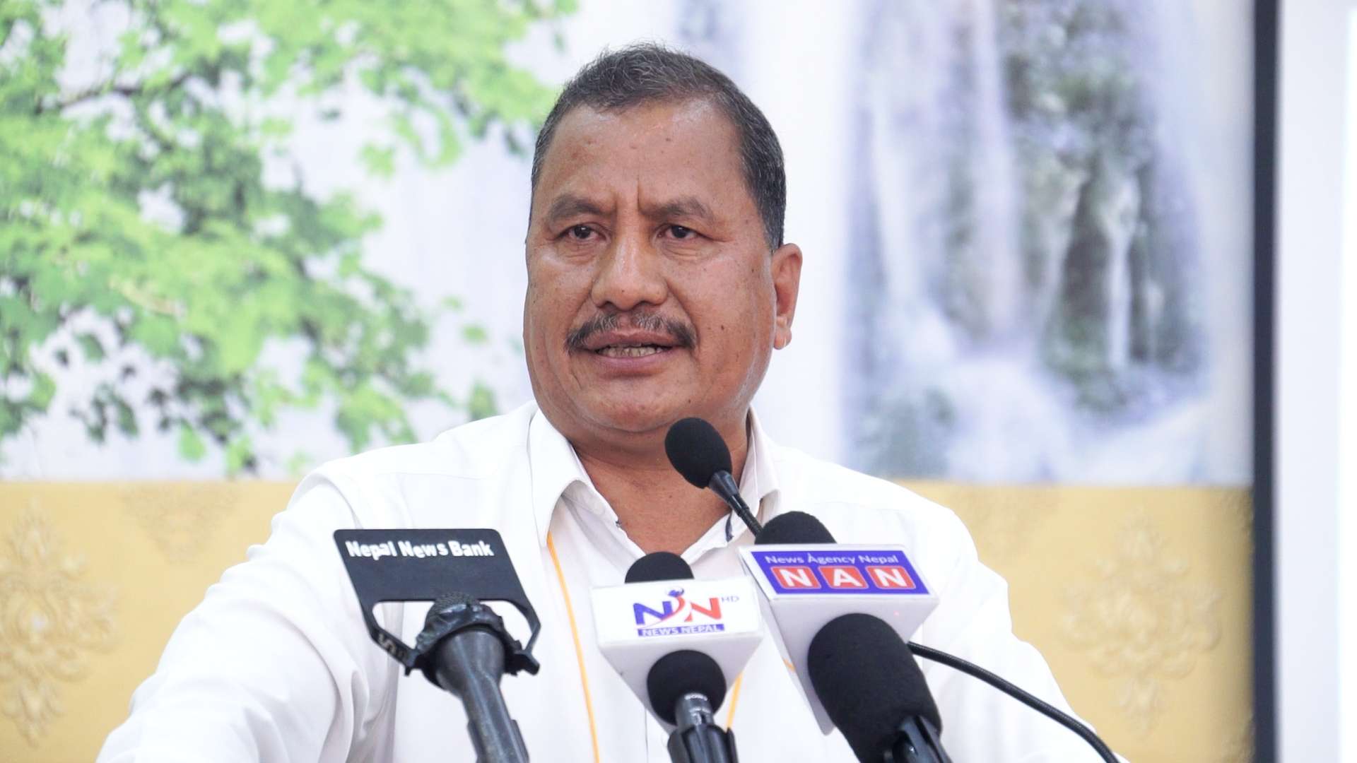 विप्लवले बनाए पार्टी एकता गर्न वार्ता टोली, प्राथमिकतामा कुन दल ?