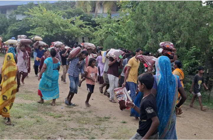 लहानस्थित खाद्य गोदामबाट हजारौँ क्वीन्टल चामल र चिनी लुटपाट
