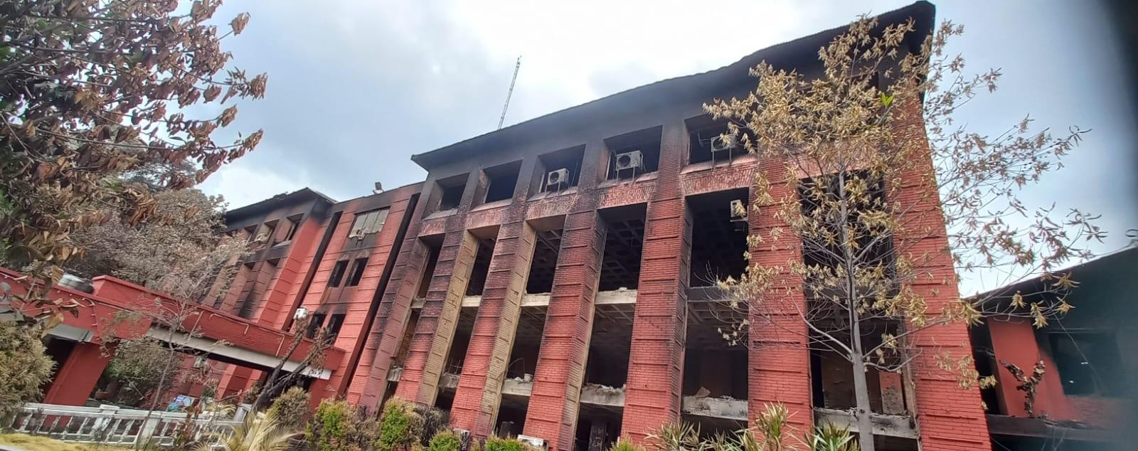पूर्णरुपमा क्षतिग्रस्त स्वास्थ्य मन्त्रालय अस्थायी व्यवस्थापनका लागि ठाउँ खोज्दै