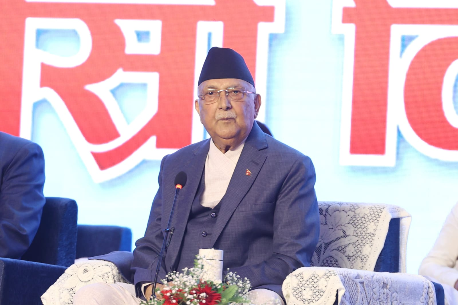 रास्वपा लक्षित ओलीको टिप्पणी : जसको न इतिहास थियो, न अहिले छ
