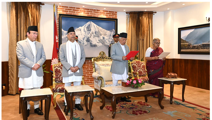 जटिलपूर्ण परिस्थितिलाई सहजरूपमा अवतरण गराउन सफल