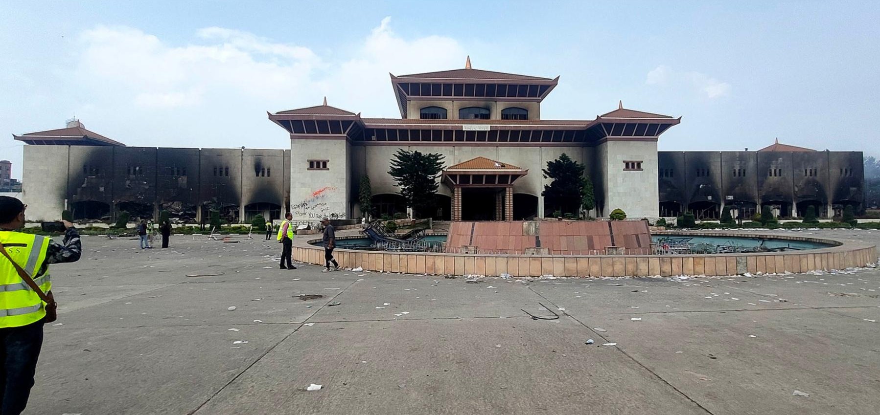 प्रतिनिधिसभा विघटनविरुद्धको रिटमा फागुन २२ गते साधारण तारिख