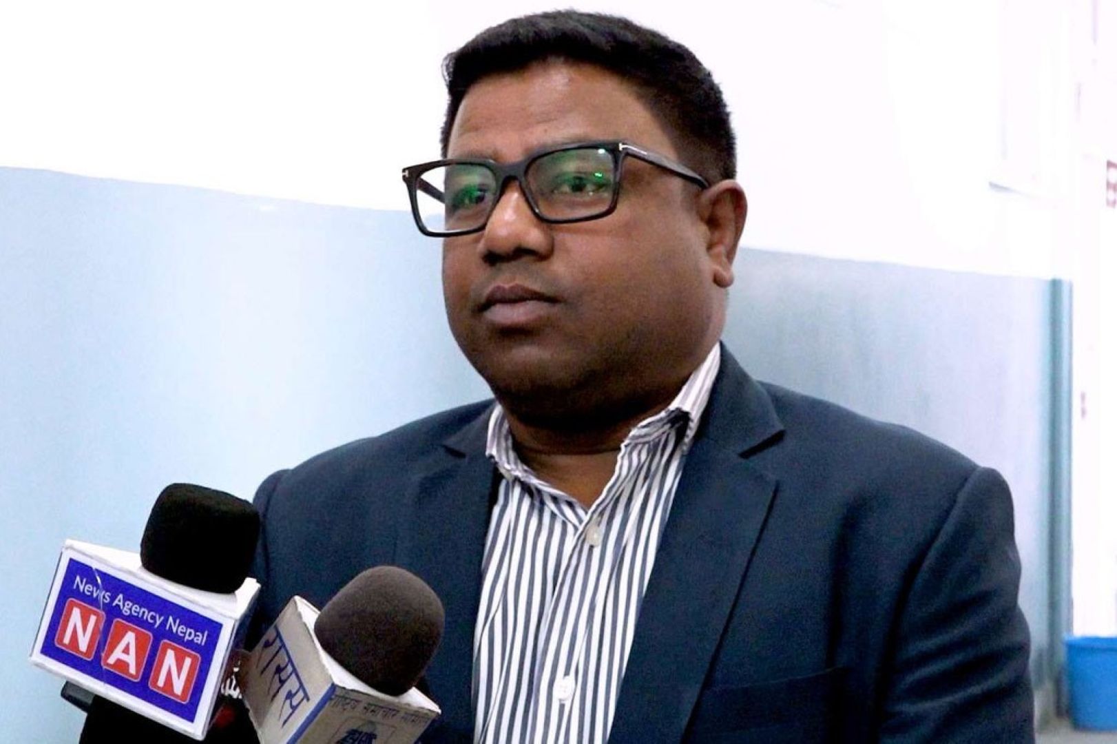 रास्वपा रुपान्तरका लागि सन्तोष परियारले अघि सारे यस्ता दुई प्रस्ताव