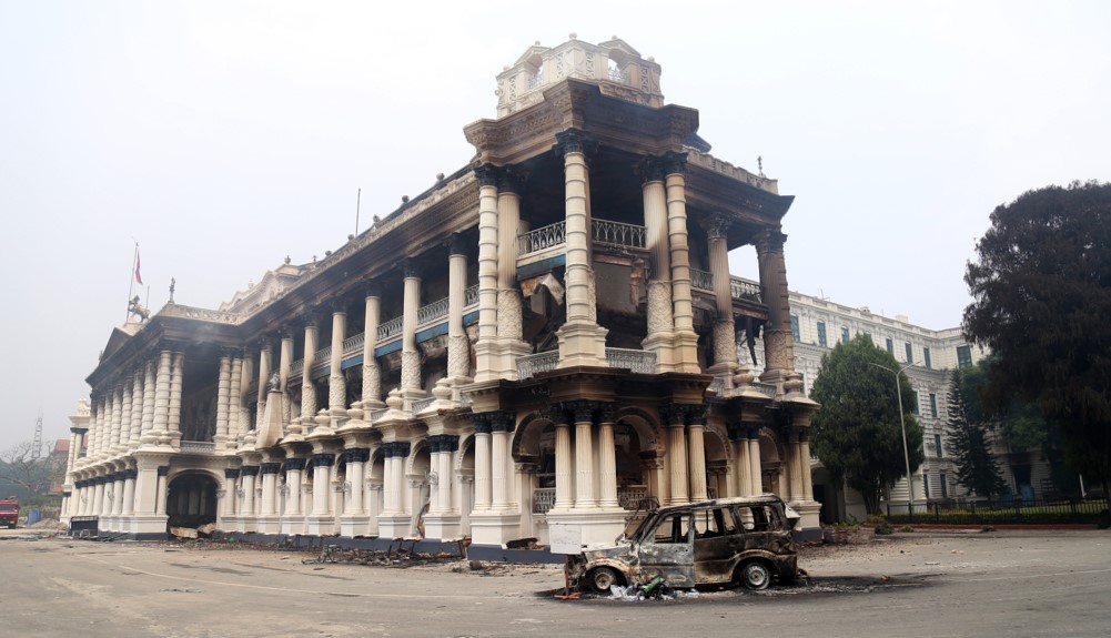 इतिहास बोकेर फेरि उभिनेछ सिंहदरबार
