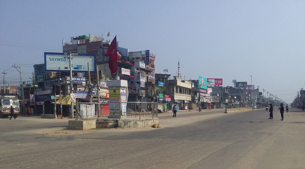 नेपालञ्जका होटलमा अनैतिक गतिविधि, प्रहरीले पक्रियो ४५ जना पक्राउ