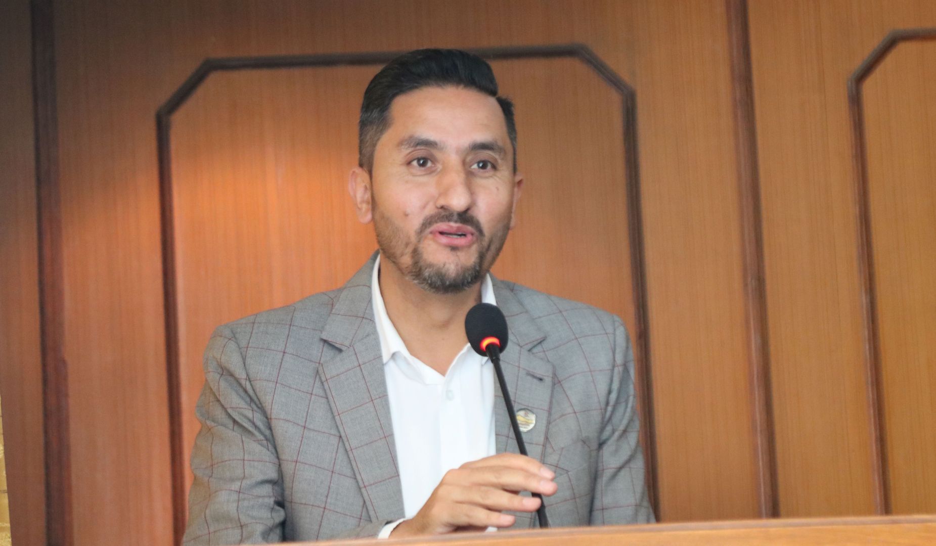 ‘फेक न्युज’ र सञ्चारमाध्यमका सामाजिक सञ्जाल अनुगमन गर्न सञ्चारमन्त्रीको आग्रह