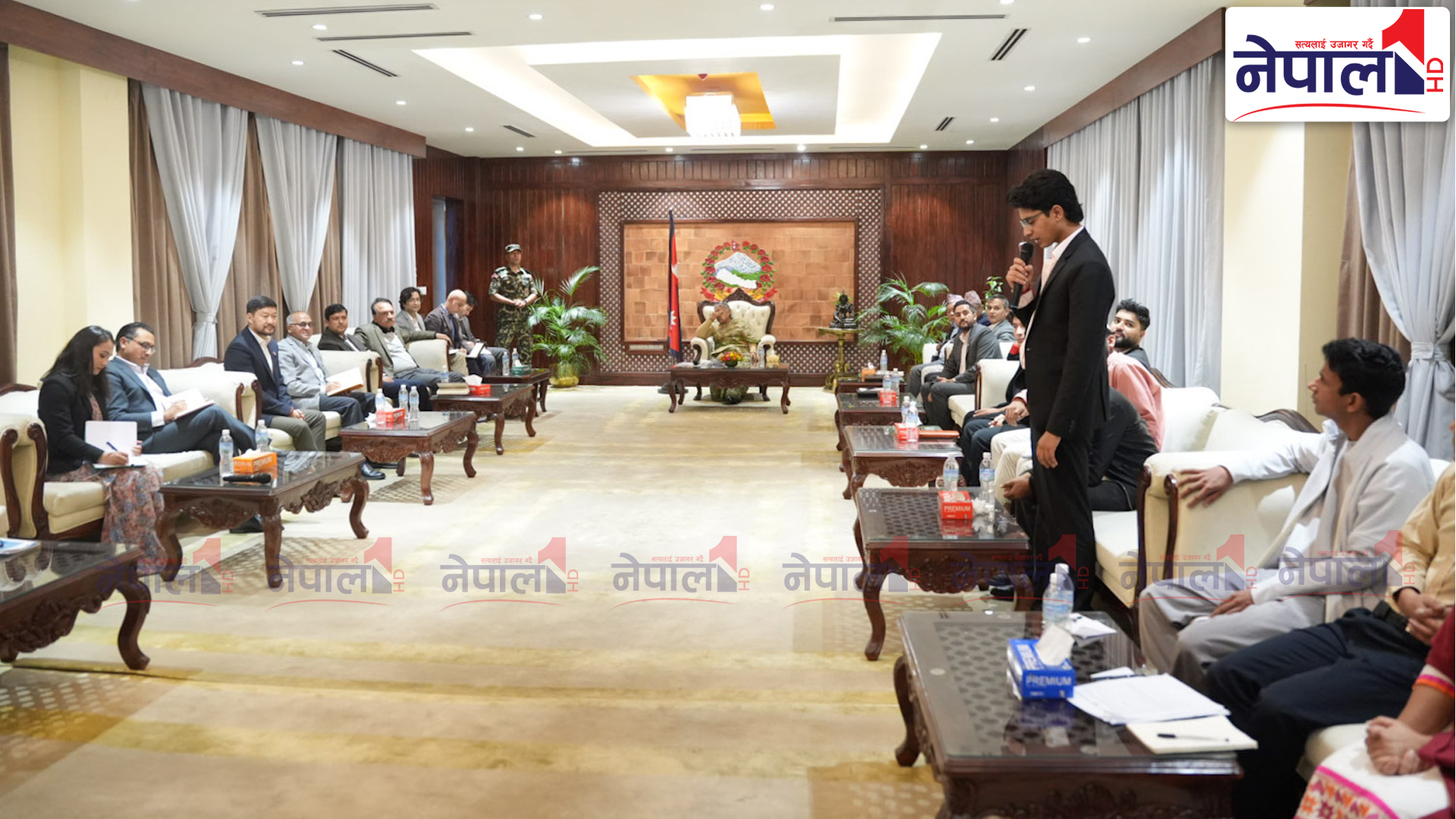 बालुवाटारमा जेनजीसहित पहिलो त्रिपक्षीय वार्ता