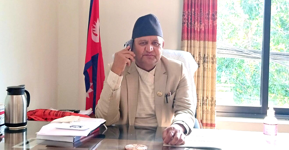 लुम्बिनीका मुख्यमन्त्री आचार्यले गरे ६ जना विज्ञ र सल्लाहकारलाई बिदा