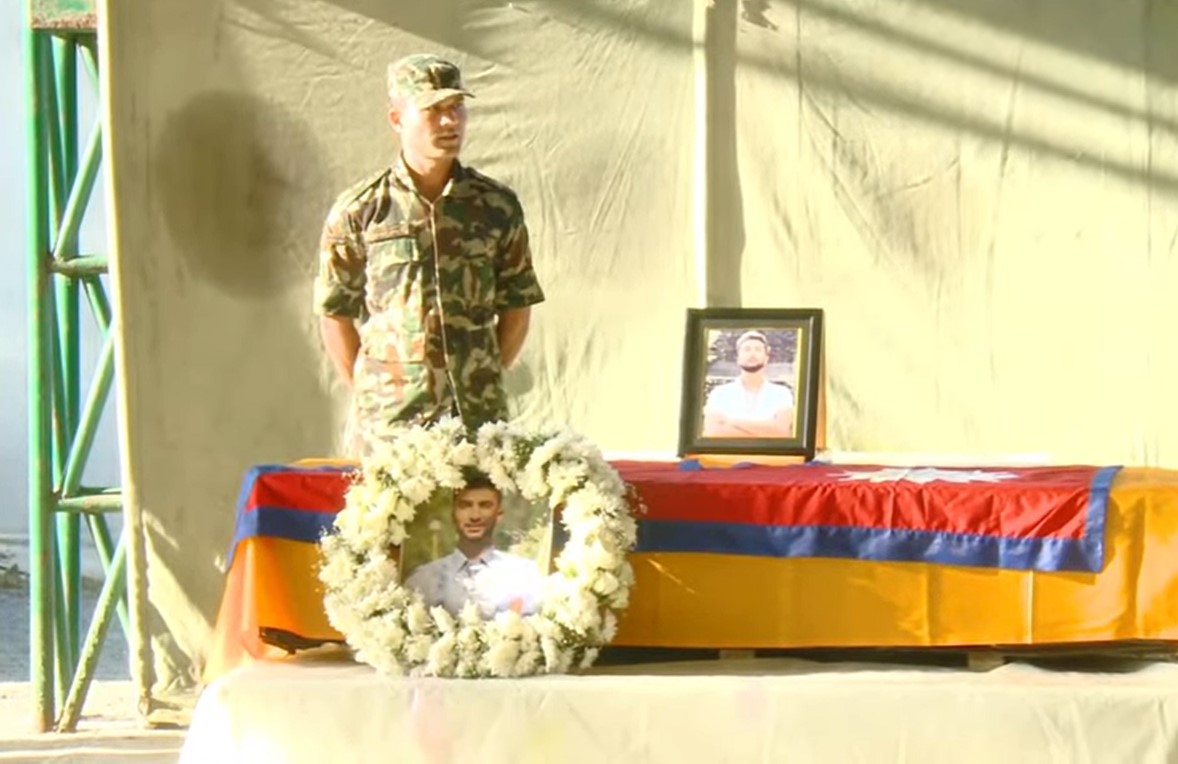 विपिनको पार्थिव शरीरमा प्रधानमन्त्रीसहितले दिए श्रद्धाञ्जली