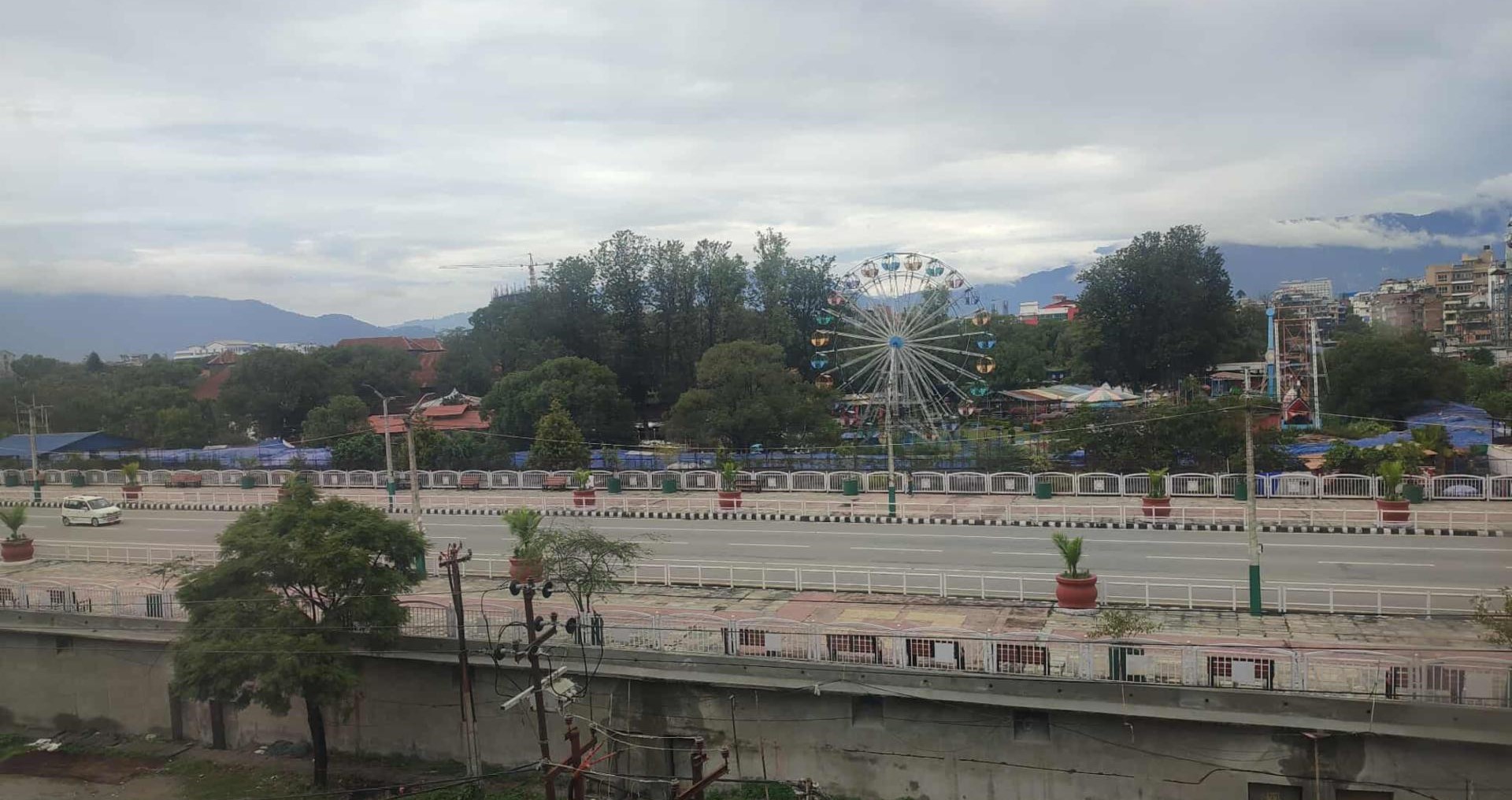 काठमाडौंका सडक सुनसान