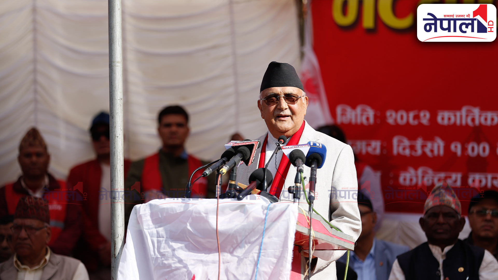 ओलीको प्रश्न : हाटहुट, लाटलुटबीच बनाइएको सरकार हो, कहाँ भयो क्रान्ति ?
