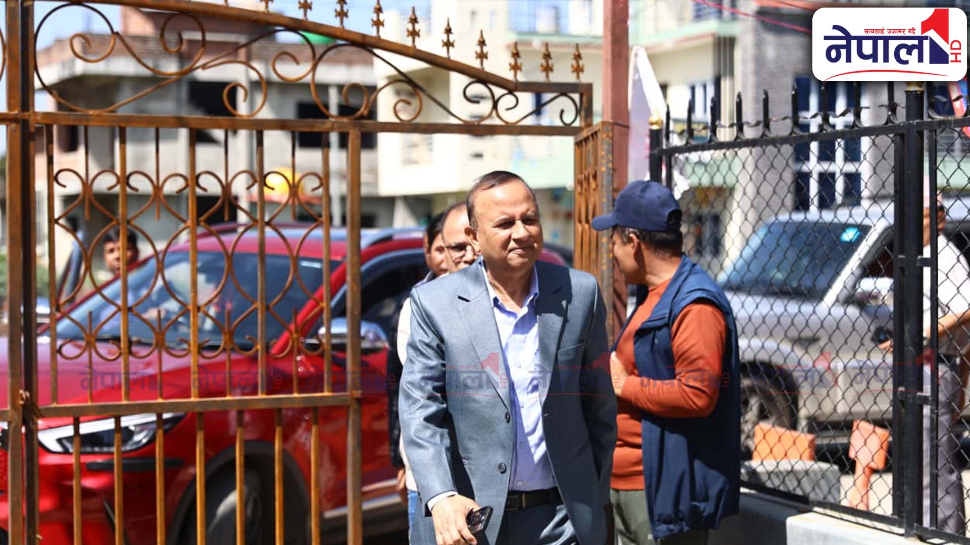 सचिवालय बैठकमा भाग लिन गुण्डु पुगे एमाले नेताहरु (तस्बिरहरु)