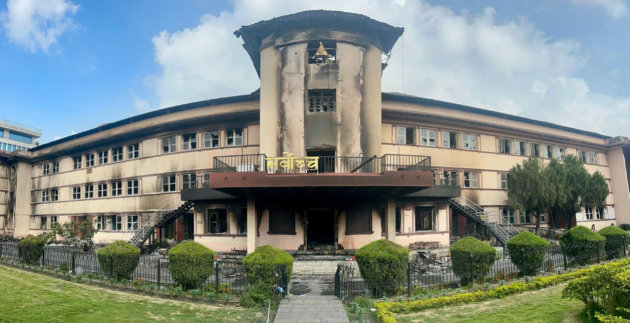 प्रतिनिधिसभा विघटनविरुद्धको रिटमा सुनुवाइ गर्न संवैधानिक इजलास गठन