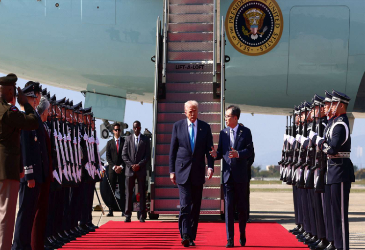 दक्षिण कोरिया पुगे राष्ट्रपति ट्रम्प, एपीईसी शिखर सम्मेलन अगाडि उच्चस्तरीय बैठकको तयारी