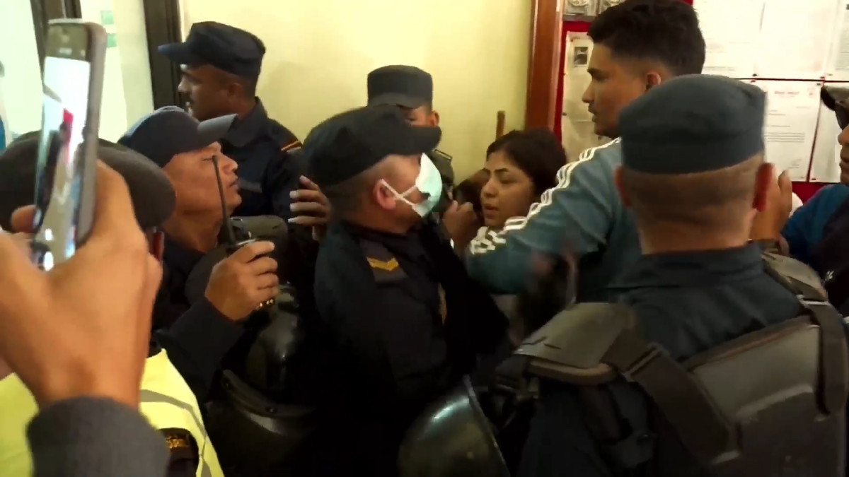 नेपाल स्काउटको निर्देशक नियुक्ति प्रक्रिया रोक्न माग गर्दै धर्ना