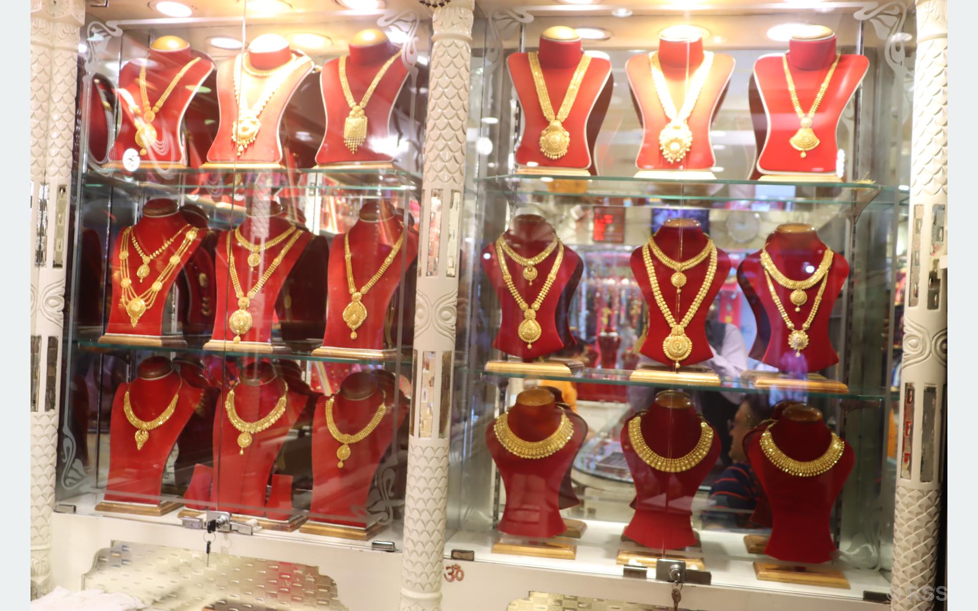 सुनचाँदीको मूल्य बढ्यो