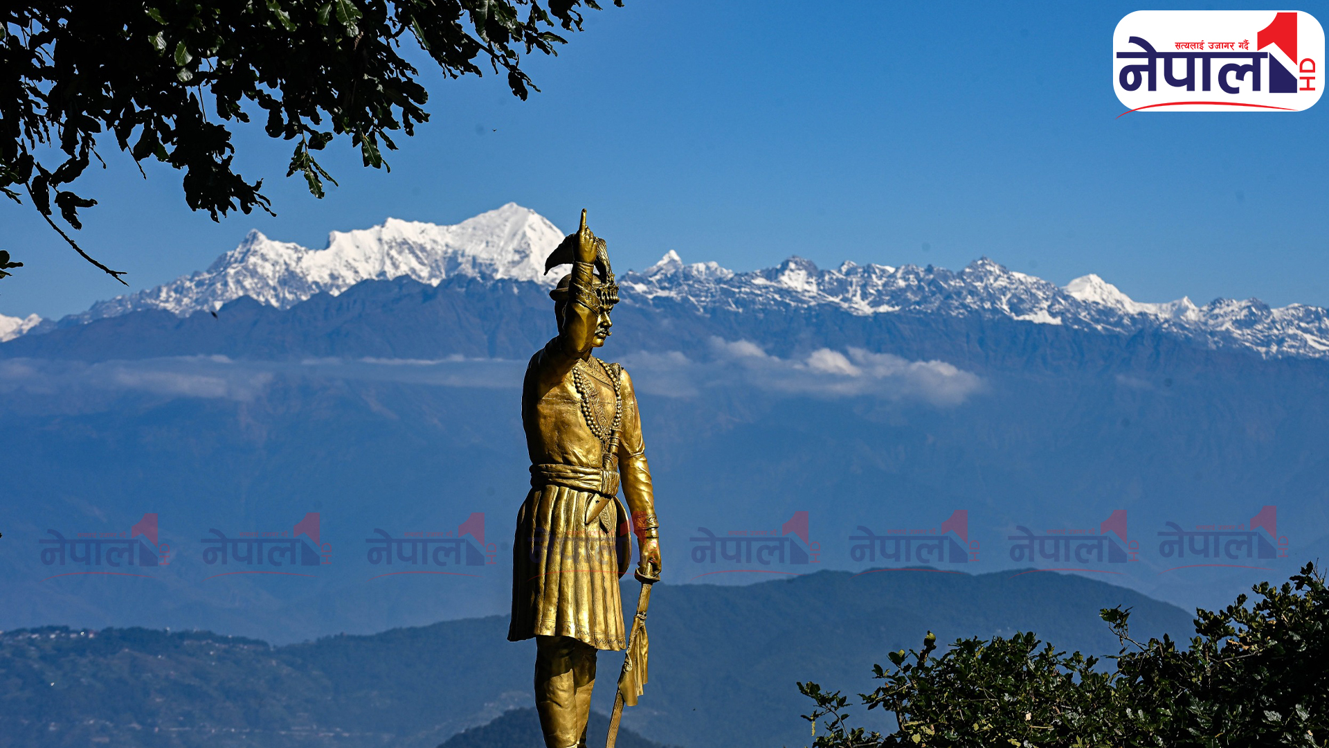 मौसममा हिउँदको छनक, काठमाडौंबाट देखिए हिमाल (तस्बिरहरू)