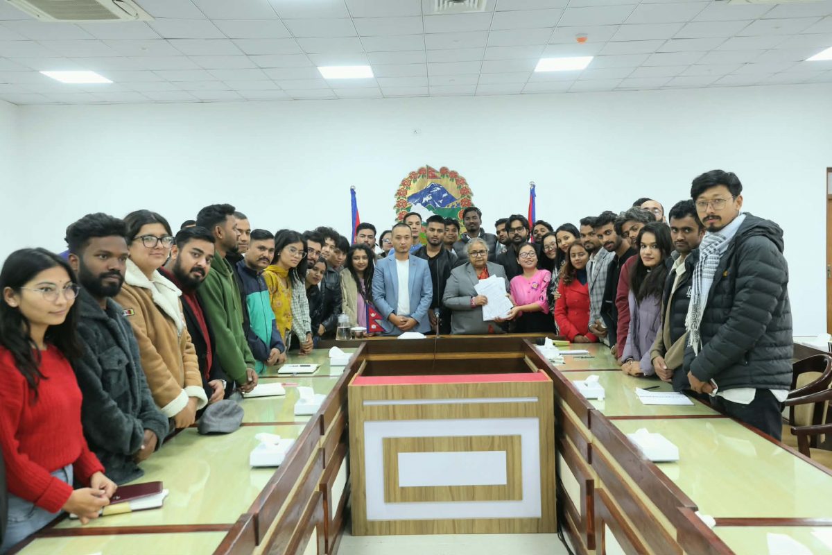 प्रधानमन्त्री कार्कीलाई जेनजीले बुझाए ११ बुँदे प्रस्तावित सम्झौतापत्र