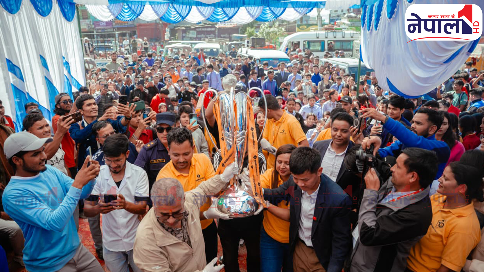 तस्बिरमा हेर्नूहोस् कर्णाली याक्सको एनपिएल ट्रफी यात्रा