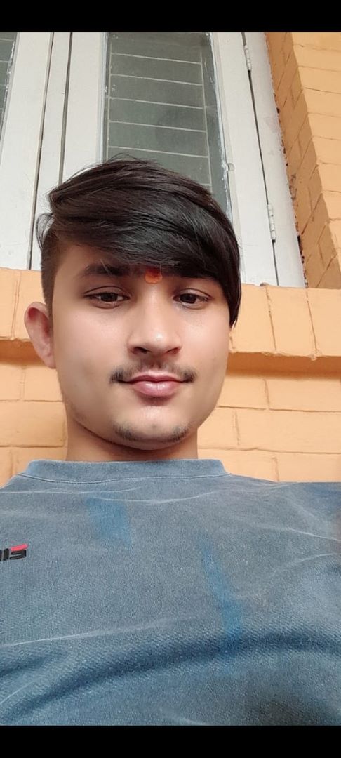 चुहिएको छानो र झ्यालको पल्ला फेर्ने देवको सपना अधुरै