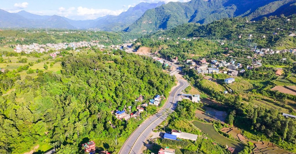 पृथ्वी राजमार्ग आजदेखि दैनिक चार घण्टा बन्द