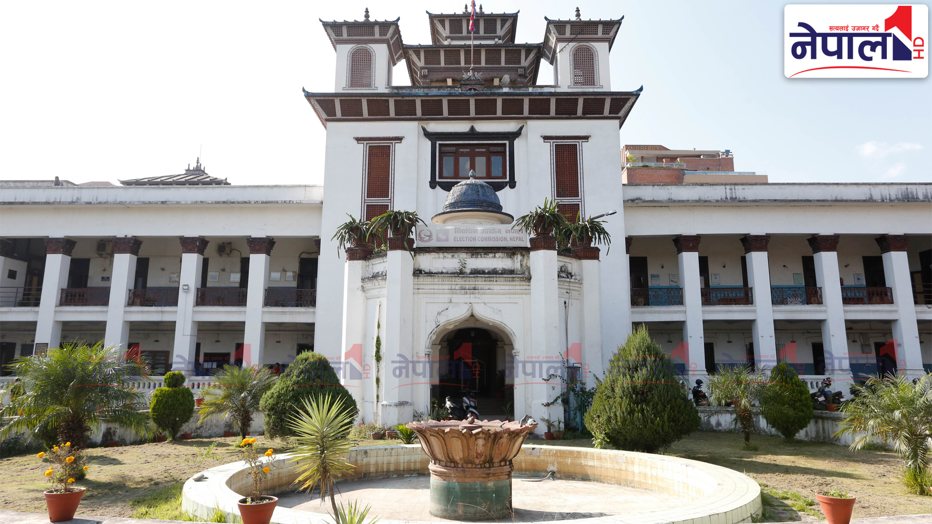 निर्वाचनको पूर्वतयारीबारे राजनीतिक दलसँग आयोगको छलफल