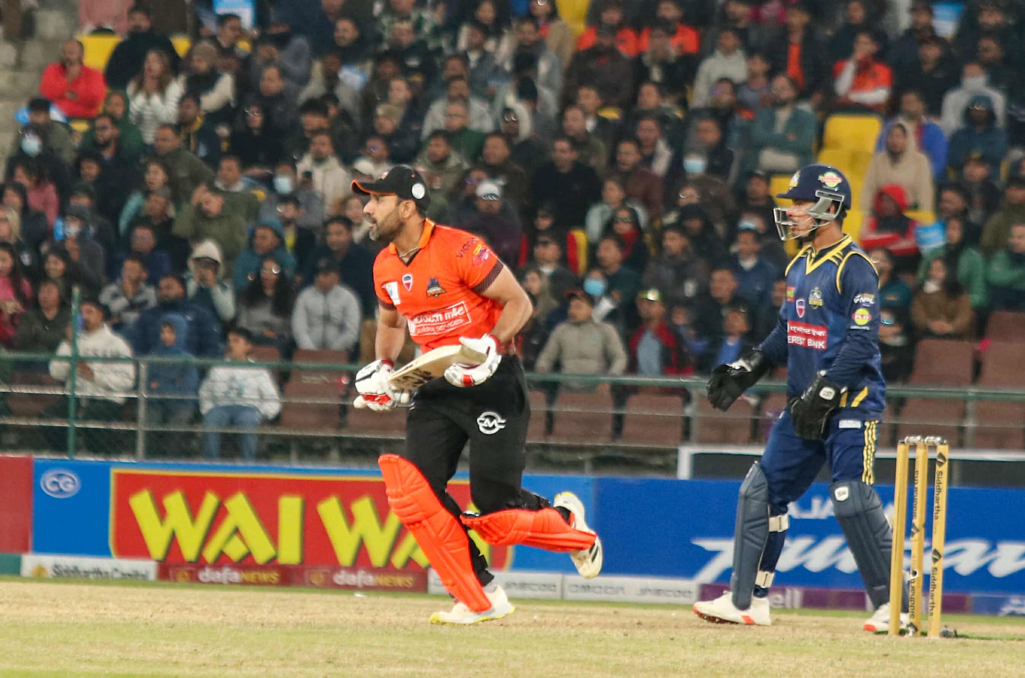 बोपाराको अर्धशतकमा विराटनगरलाई चितवनले दियो १७५ रनको लक्ष्य