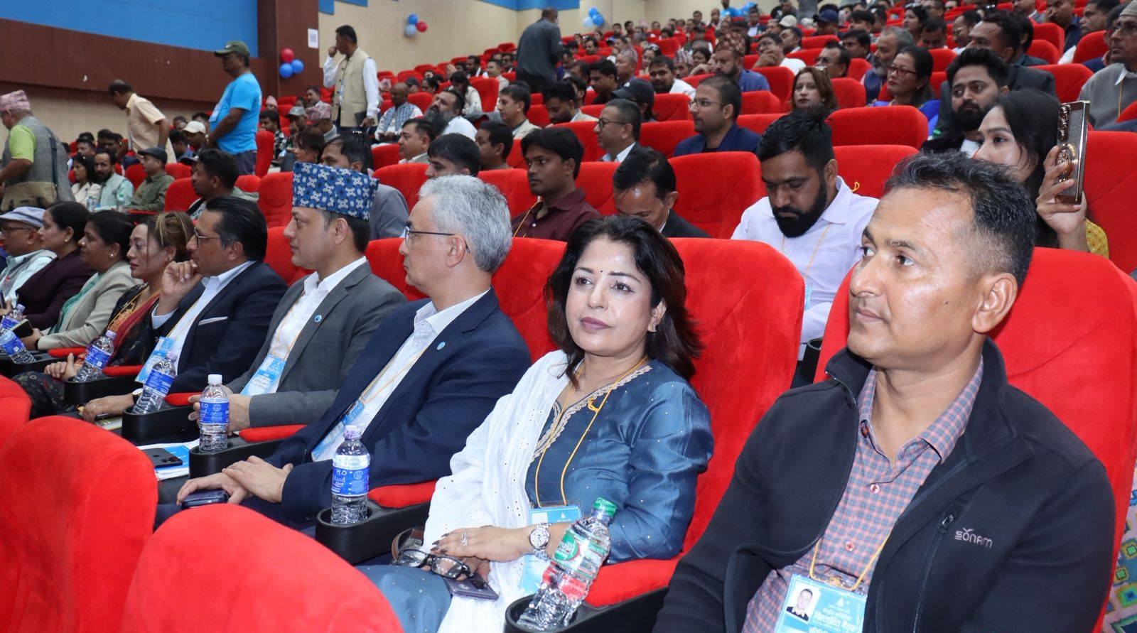 रास्वपा विस्तारित बैठक : घोषित मितिमा निर्वाचन गर्न जोड, महाधिवेशन धकेलियो