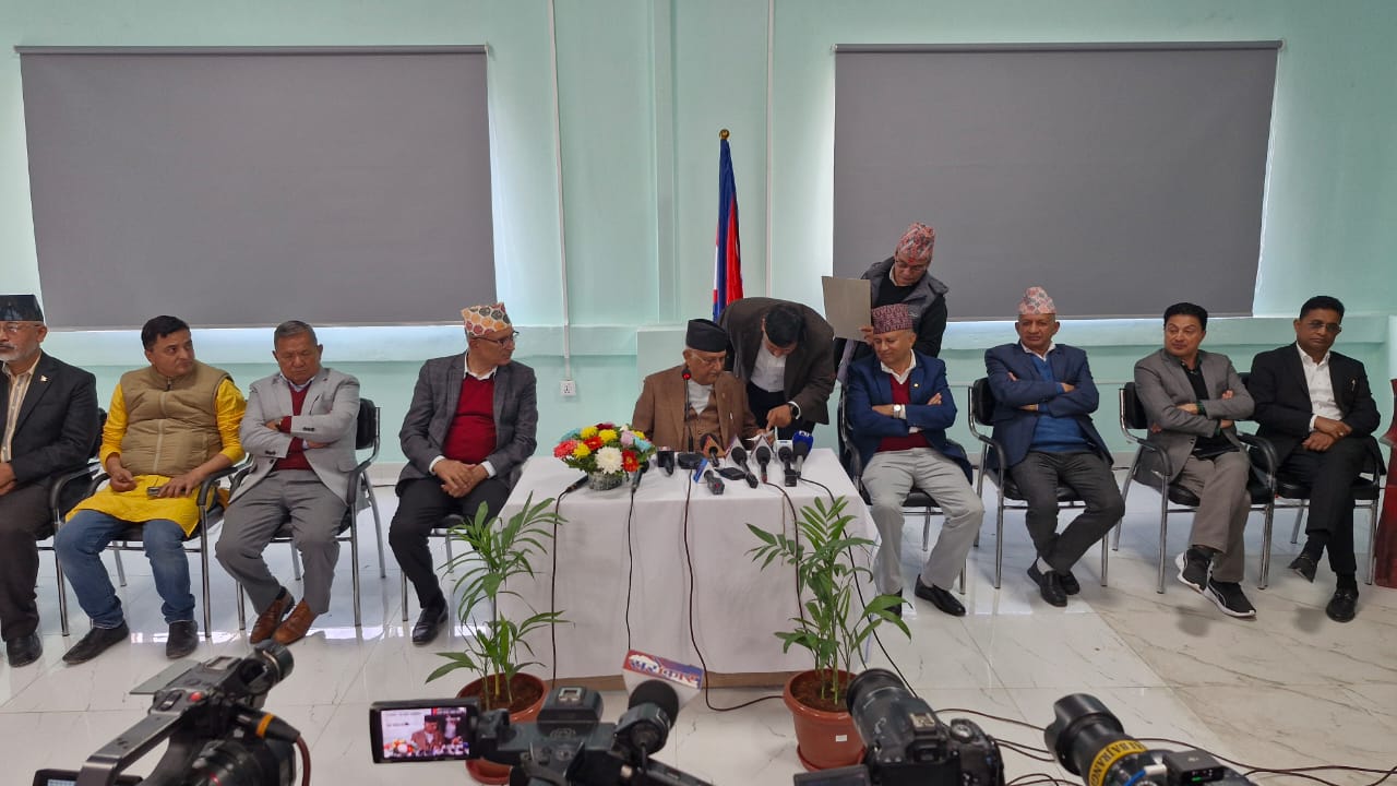 जेन–जी आन्दोलन घटनाको ‘जिम्मेवारी’ ओलीमाथि थोपर्न मिल्दैन : एमाले