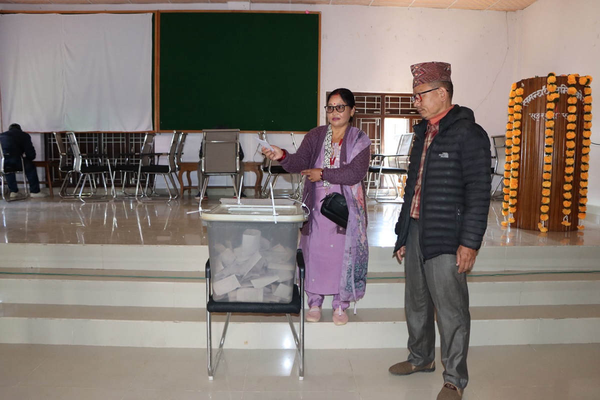 एमाले कार्यकताले गर्दैछन् महाधिवेशन प्रतिनिधि चयन